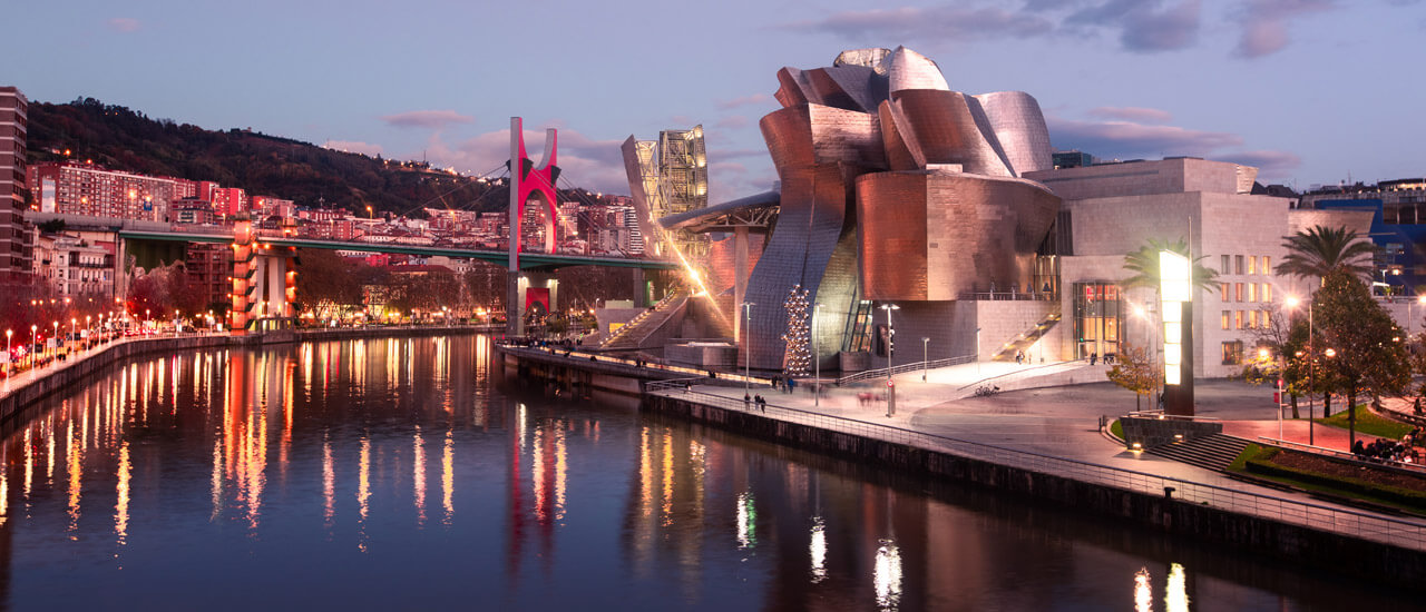 Museo Guggenheim en Bilbao, País Vasco (España)