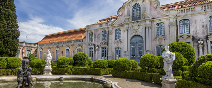 Fachada del Palacio Nacional de Queluz en Sintra, Portugal