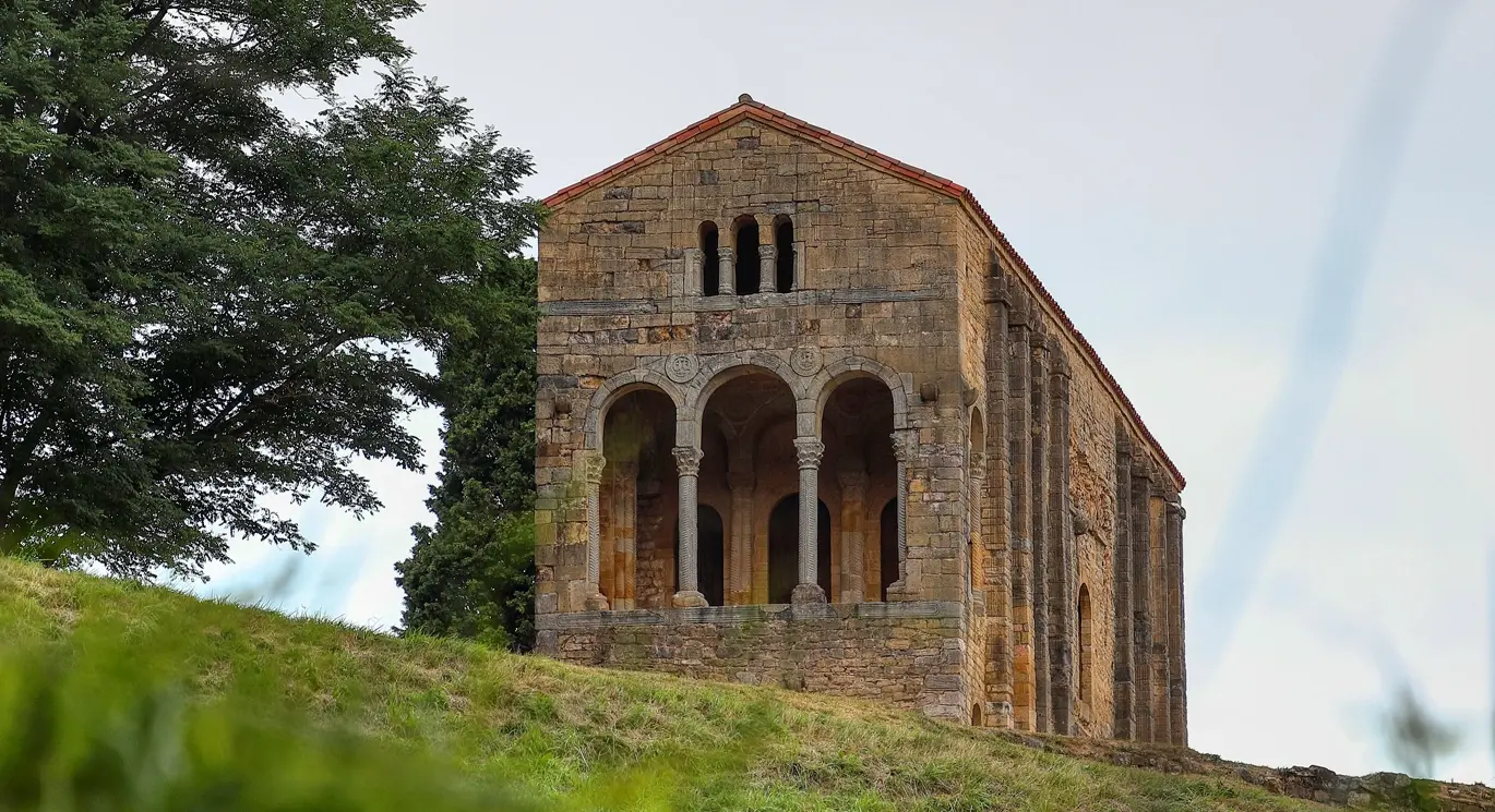 Santa María del Naranco. Oviedo