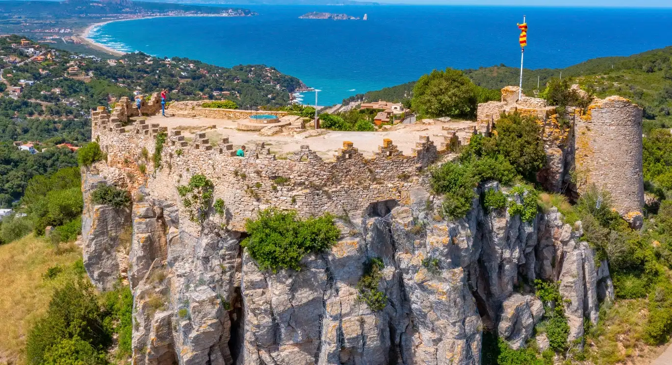 Castillo de Begur Castillo de Begur